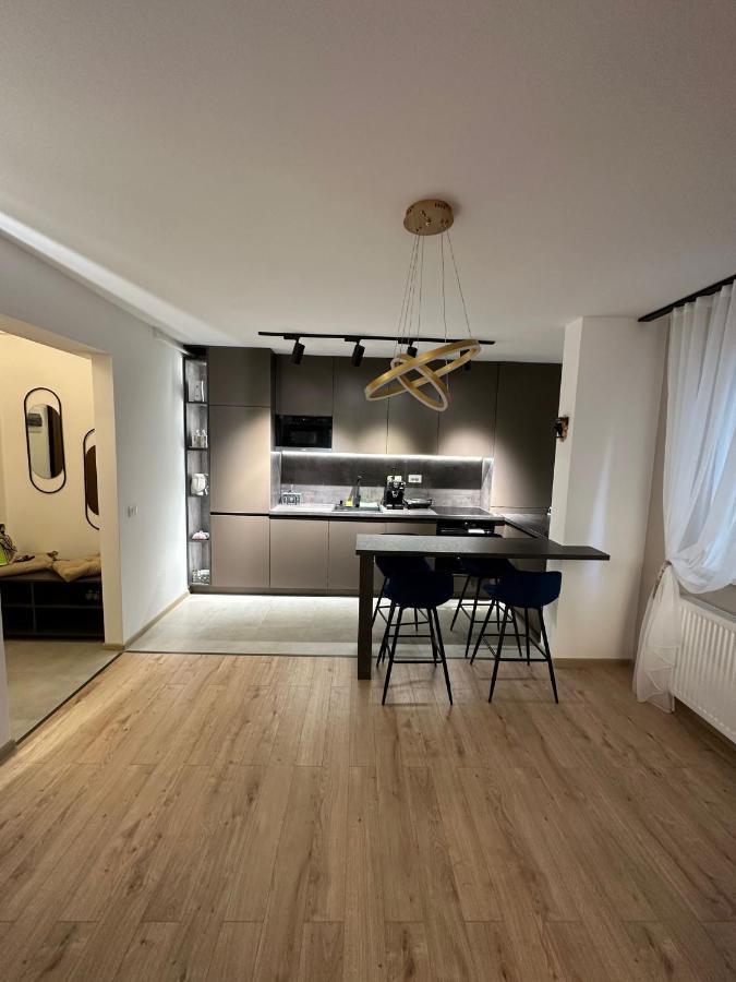 Coresi Luxury Apartments براشوف المظهر الخارجي الصورة